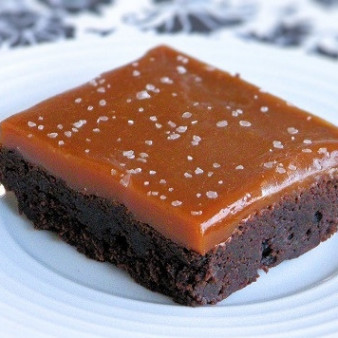 Брауни с карамелью