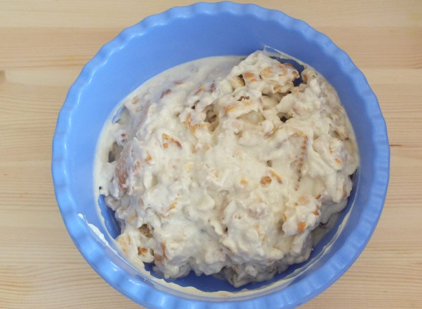 1. Этап. Торт из печенья с бананом: Перемешайте.