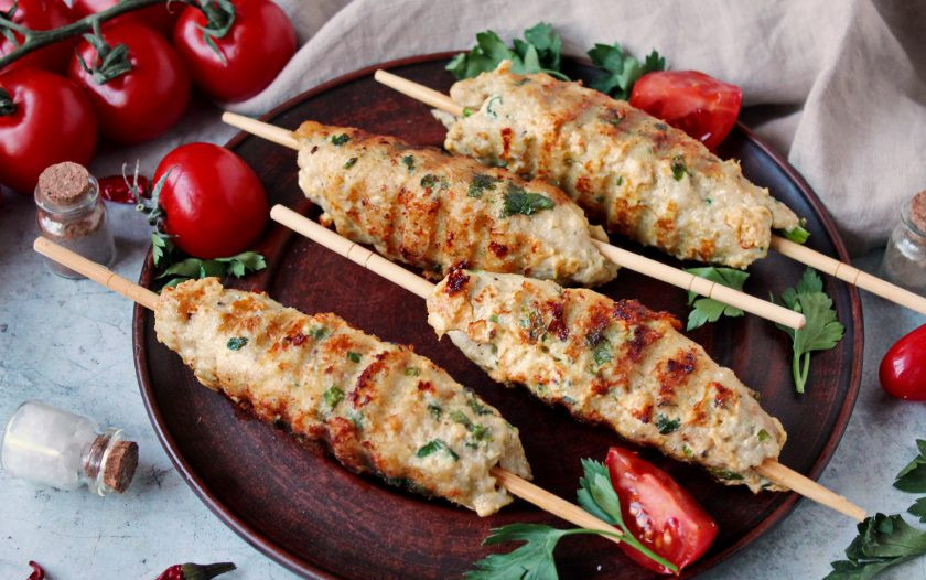 1. Этап. Люля-кебаб из щуки на сковороде-гриль: Приятного аппетита!