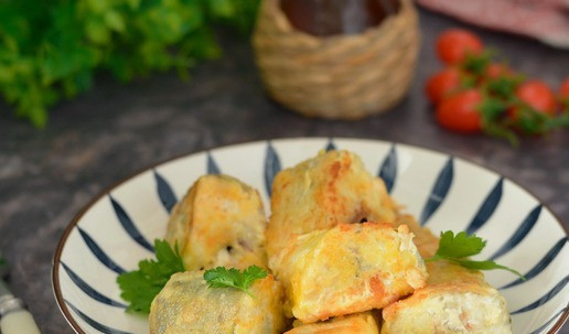 1. Этап. Жареная навага в муке и яйце: Очень вкусная получается рыба. Подавайте с любым гарниром. Даже в остывшем виде такая рыба остается вкусной.