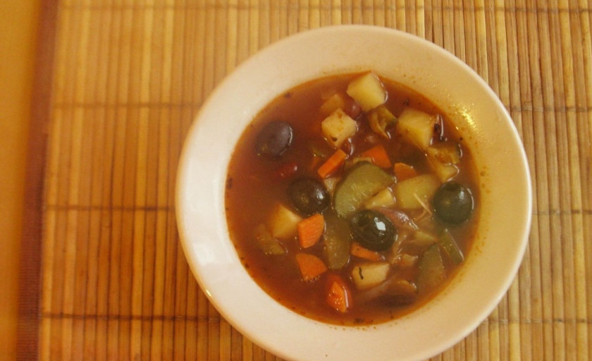 1. Этап. Вегетарианская солянка: Суп готов. Приятного аппетита!