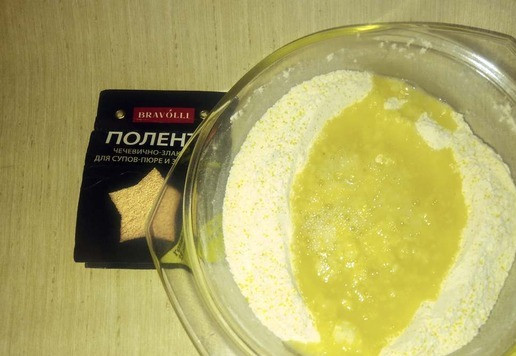 1. Этап. Чечевично-злаковые лепёшки с зеленью: Добавьте кипяток.