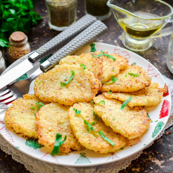 Постные капустные оладьи