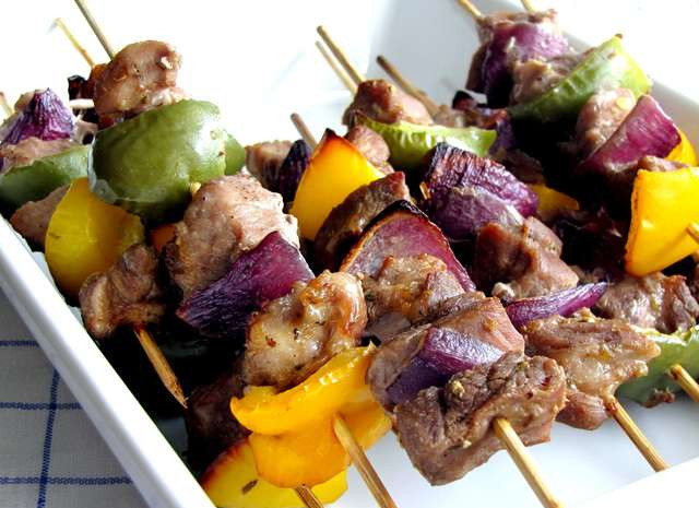 1. Этап. Сувлаки из свинины: Готово! Приятного аппетита!