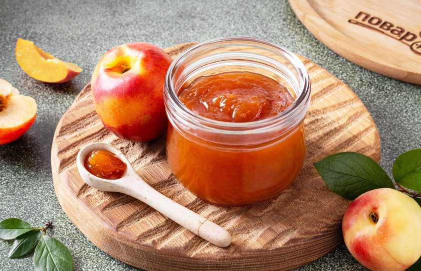 1. Этап. Повидло из нектаринов: Разложите повидло по чистым стерилизованным баночками и герметично закатайте. Повидло из нектаринов готово, приятного вам аппетита!