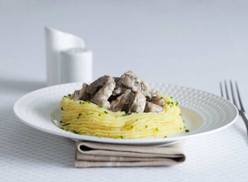 1. Этап. Бефстроганов с грибами в мультиварке: Приятного аппетита!