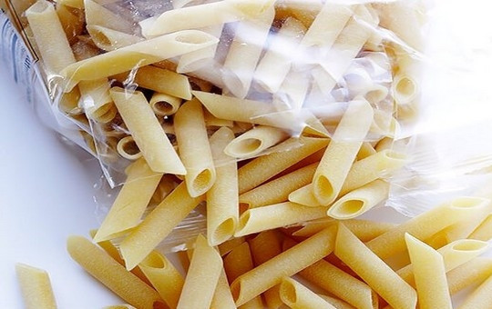 1. Этап. Паста Альфредо с курицей, запеченная: 1. Я готовлю вот такие макароны.