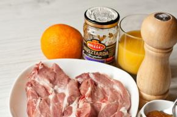 1. Этап. Стейк из свинины с апельсиново-горчичным соусом: Для начала приготовим все необходимые ингредиенты.