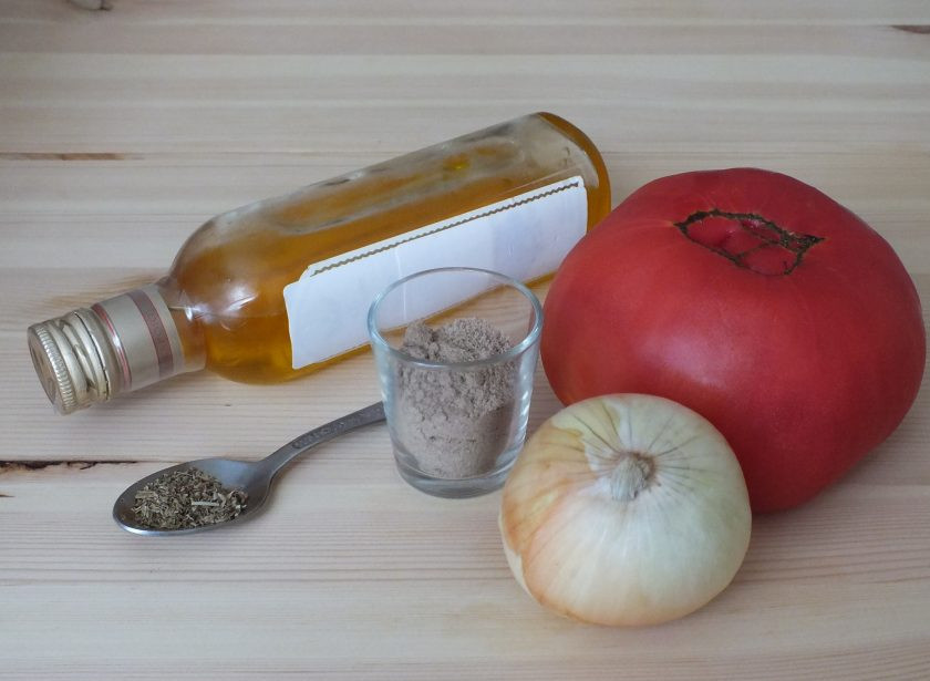 1. Этап. Диетическая подлива: Подготовьте необходимые ингредиенты.