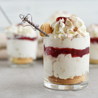 Десерт в стаканчиках