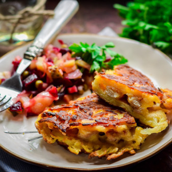 Курочка в ажуре