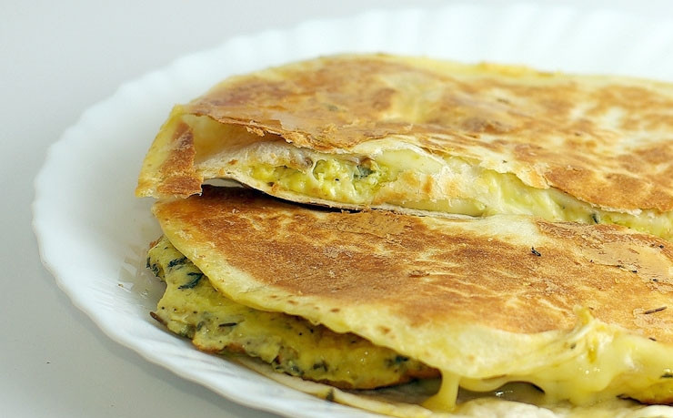 1. Этап. Кесадилья с сыром: И подаем к столу. Приятного аппетита!