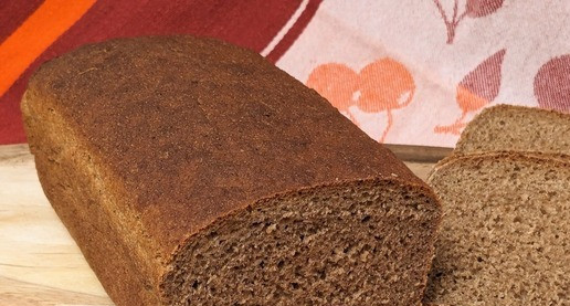 1. Этап. Полбяной хлеб с квасом: Такому хлебу дать обязательно хорошо остыть и настояться, только тогда он раскроет свой вкус.