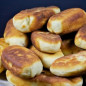 Пирожки, жареные на сковороде