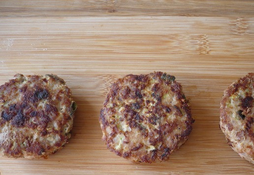 1. Этап. Бургеры в техасско-мексиканском стиле: Котлеты готовы.