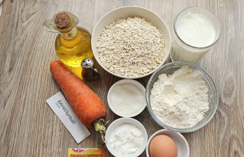 1. Этап. Овсяно-морковный пирог: Подготовьте все необходимые ингредиенты для приготовления овсяно-морковного пирога.