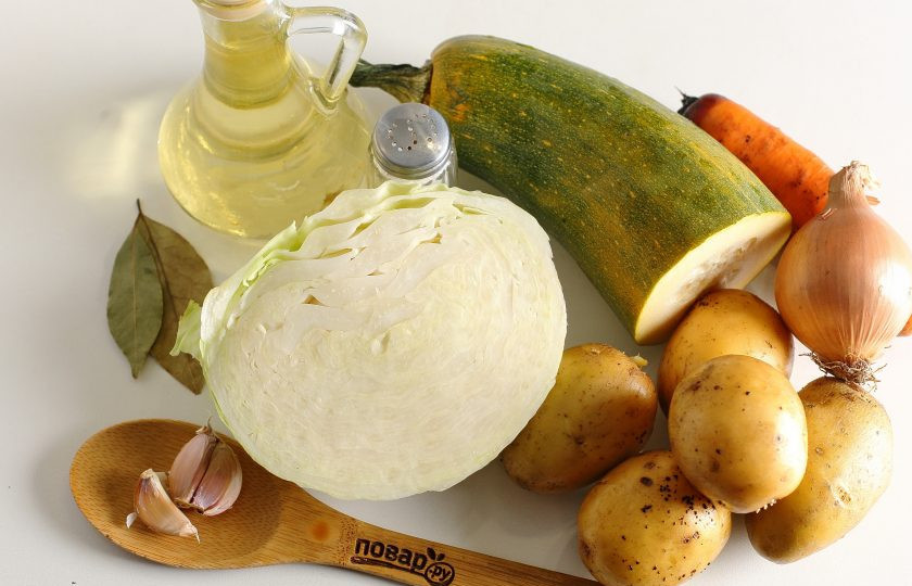 1. Этап. Овощное рагу с картошкой: Подготовьте все ингредиенты.