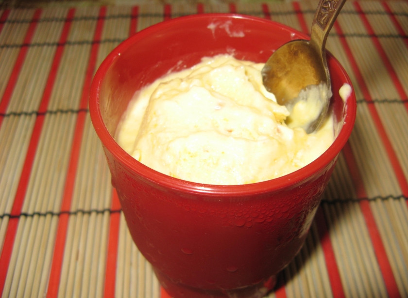 1. Этап. Домашнее мороженое без яиц: Вот наше домашнее мороженое без яиц и готово! Можно подавать и приятного аппетита!