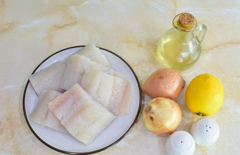 1. Этап. Судак с лимоном в духовке: Перед началом приготовления подготовьте необходимые ингредиенты. Пропорции можно немного изменить, но добавлять лишний лимон, все же, не стоит. Иначе его вкус станет очень навязчивый.