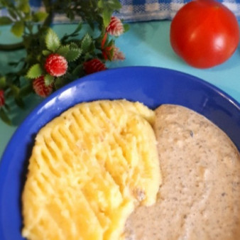 Жидкая подлива с курицей и грибами