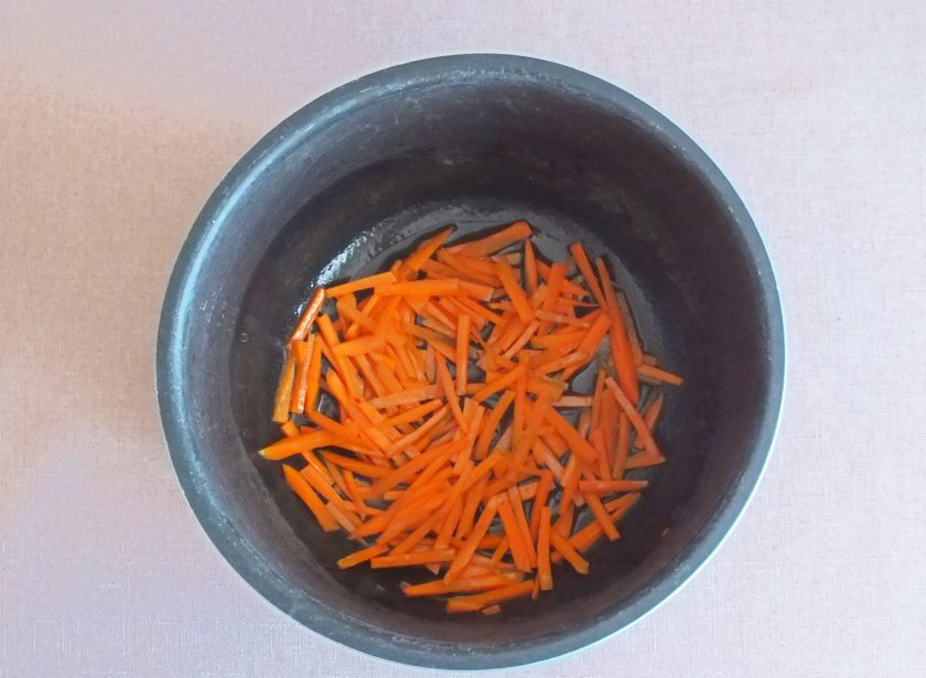 1. Этап. Фунчоза в мультиварке: Включите на мультиварке режим 