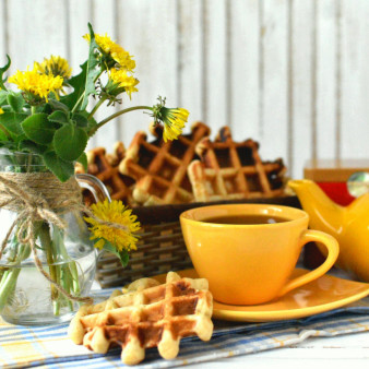 Яблочные вафли