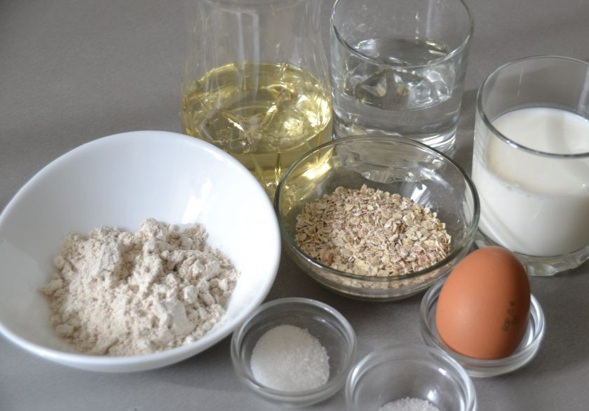 1. Этап. Полезные блины: Подготовьте ингредиенты.