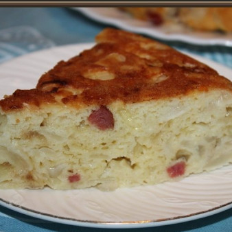 Шарлотка с капустой в мультиварке