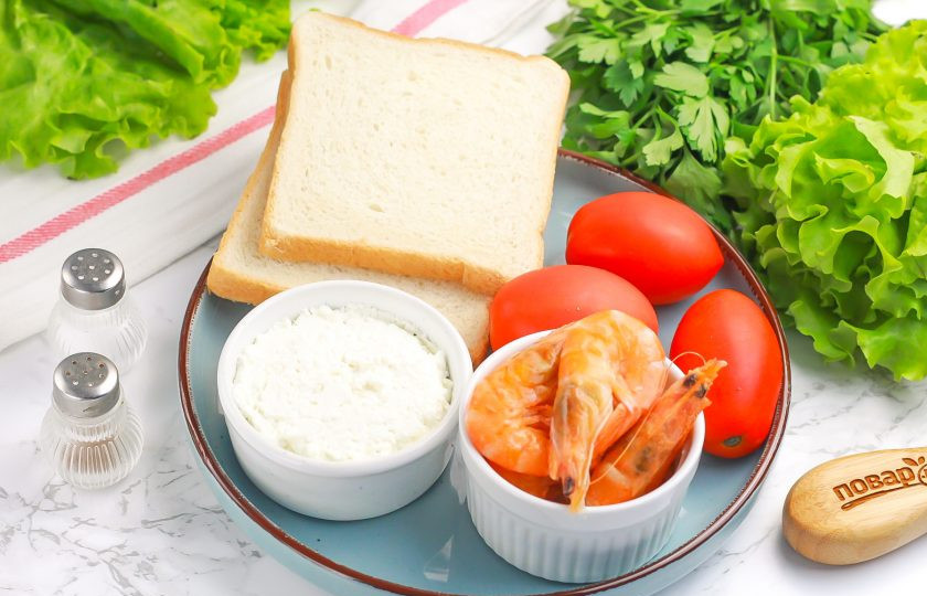 1. Этап. Сэндвич с креветками: Подготовьте указанные продукты. Вместо творожного сыра можно использовать сливочный или соус 