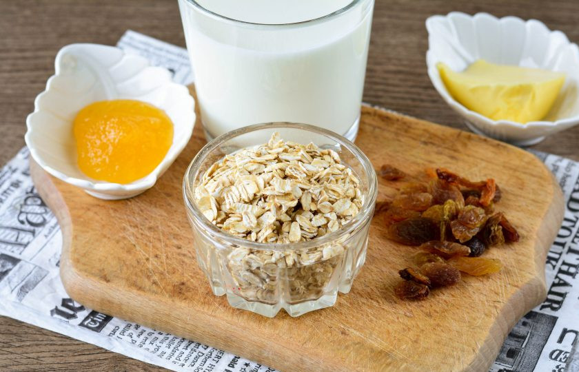 1. Этап. Каша на завтрак: Подготовьте ингредиенты.