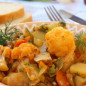 Овощное рагу с цветной капустой и картошкой