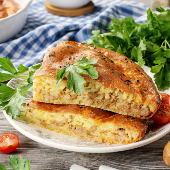 Заливной сырно-мясной пирог Удивительный