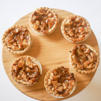 Тарталетки с яблоками