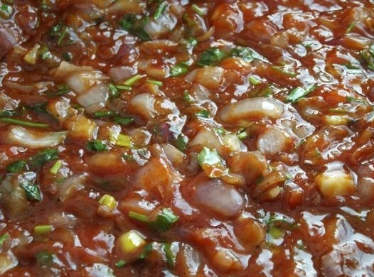 1. Этап. Сладкий луковый соус: Перемешиваем и готовим еще 3-5 минут.