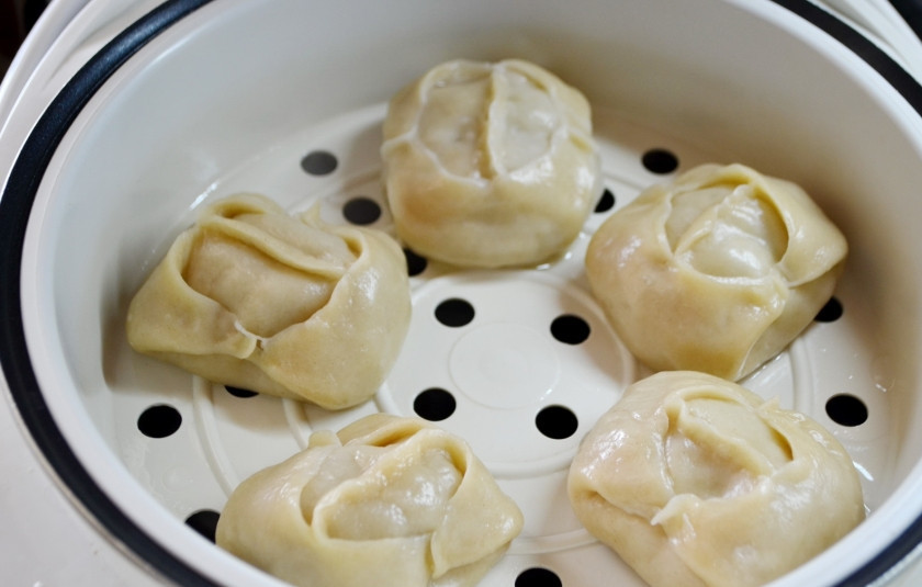 1. Этап. Манты классические: Классические манты готовы! Подают их с различными соусами, сметаной, можно сбрызнуть растопленным сливочным маслом. Приятного аппетита!