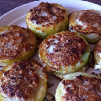 Кабачки, фаршированные мясом, в кляре