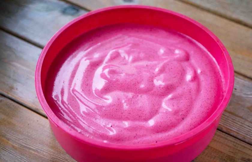 1. Этап. Воздушная пастила: Эту взбитую массу переложите в силиконовую форму (или в любую удобную для вас) и отправьте на 5-6 часов в холодильник.