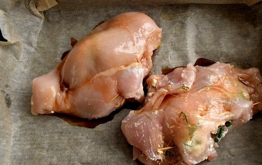 1. Этап. Куриные кармашки с творогом: Куриные 