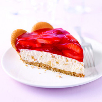 Tropical Strawberry Cream Pie