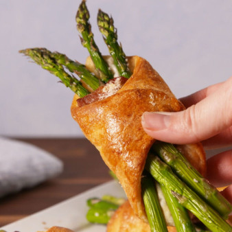 Bacon Asparagus Crescents