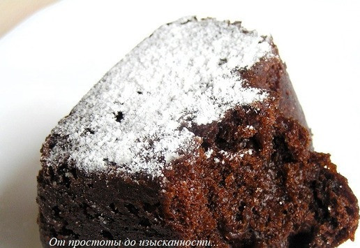 1. Этап. Шоколадно-клубничные кофейные кексы или Торт: Вот такие кексы в разломе.