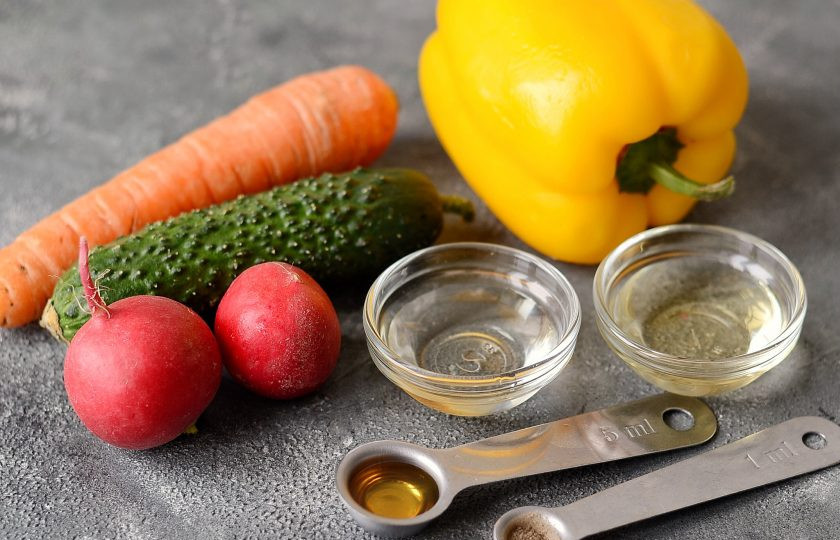 1. Этап. Карпаччо из овощей: Подготовьте все ингредиенты.