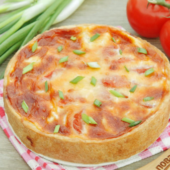 Французский пирог с кукурузой и помидорами