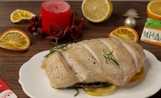 1. Этап. Филе грудки индейки в апельсиновом соусе: Индейка очень нежная, мягкая, с цитрусовой ноткой, очень-очень вкусная.