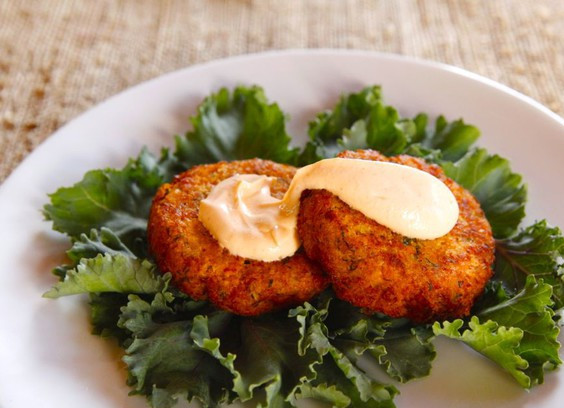 1. Этап. Котлеты из лосося с луком: Приятного аппетита!