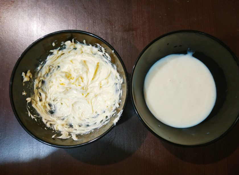 1. Этап. Торт Карамельная девочка: Взбейте сливочное масло и порционно смешивая соедините с заварной основой. Поставьте в холодильник на 1 час.