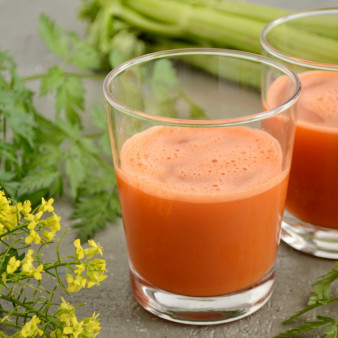 Сок из сельдерея и моркови