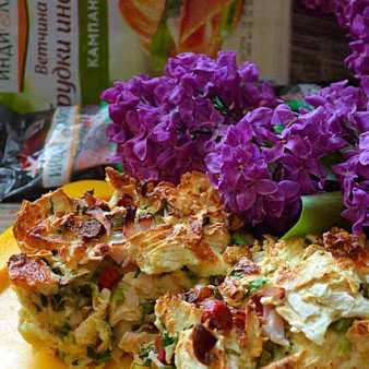 Пирог из лаваша с ветчиной и колбасками