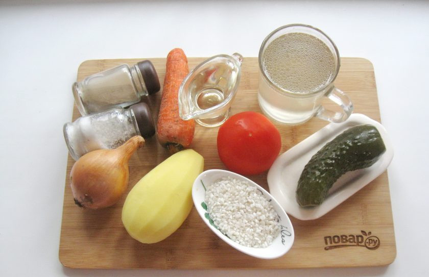 1. Этап. Рассольник с помидорами: Подготовьте все ингредиенты для приготовления рассольника.