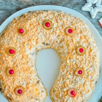 Салат с индейкой и грибами Подкова